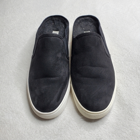 Steve Madden Zima Black Suede Slip On Sneakers - Picture 2 of 12